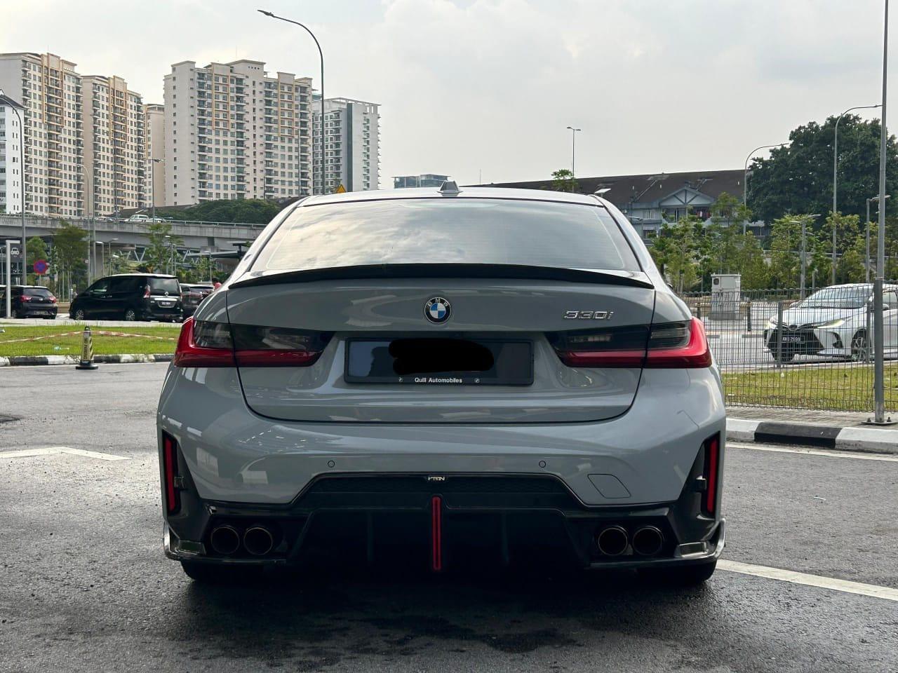 BMW 330i 2024 thumbnail 3