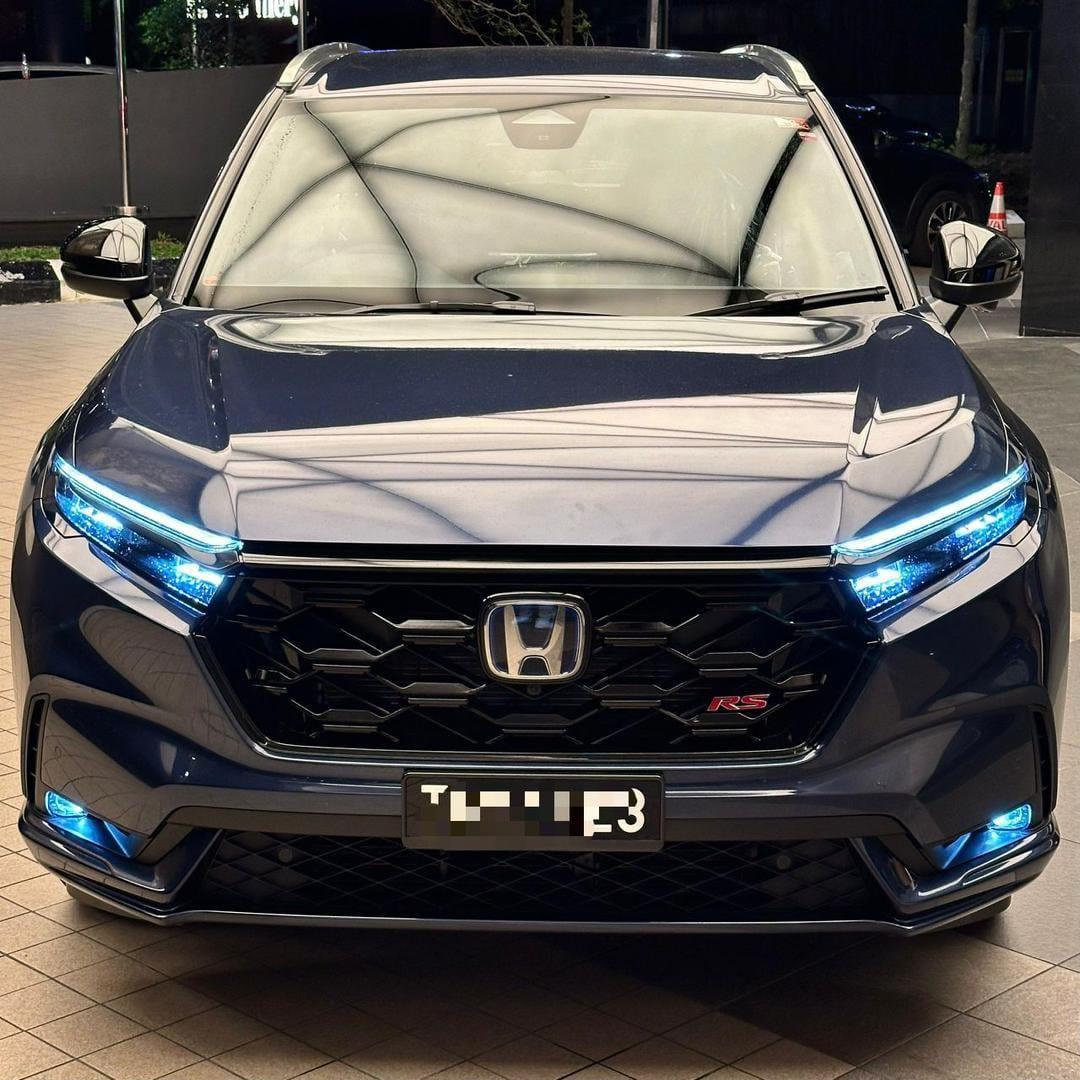 Honda CRV RS thumbnail 4