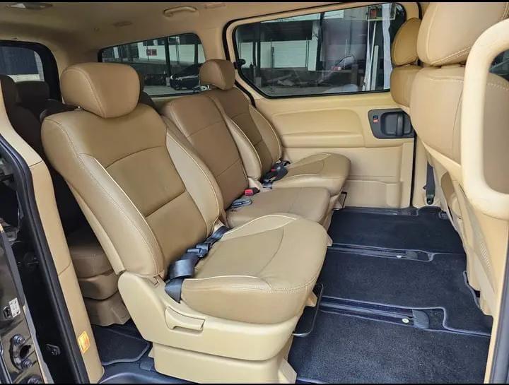 Hyundai Starex Premium thumbnail 2