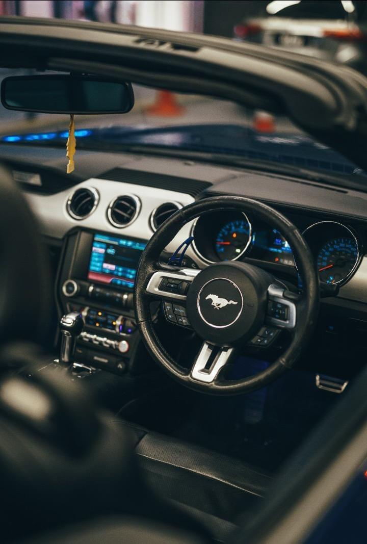 Mustang 2.3 Convertible (V2) thumbnail 2