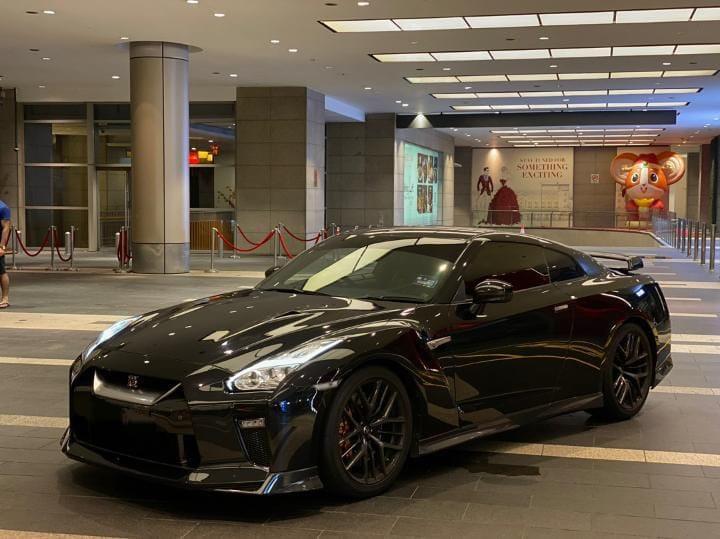 Nissan GTR 2019 thumbnail 4