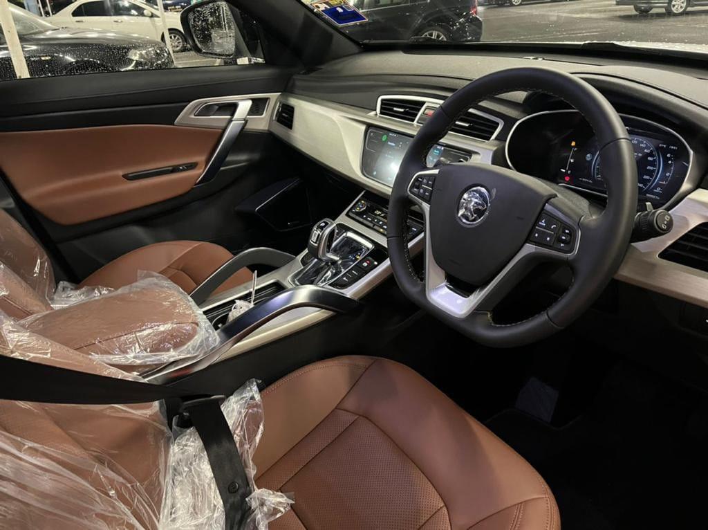 Proton X70 thumbnail 2