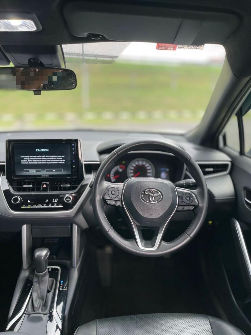 Toyota Cross thumbnail 2