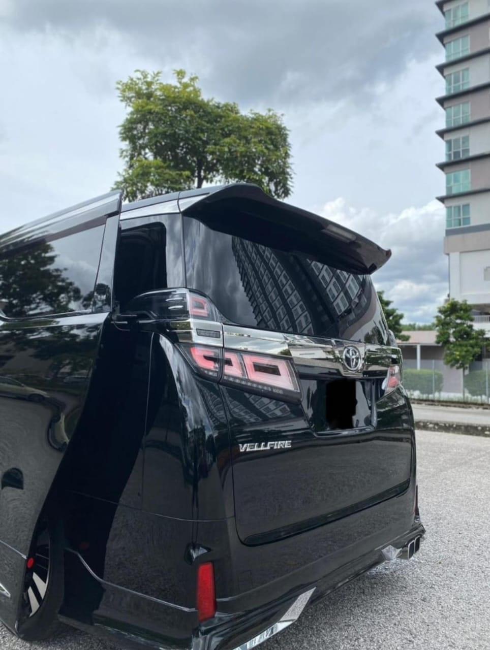 Toyota Vellfire ZG thumbnail 3