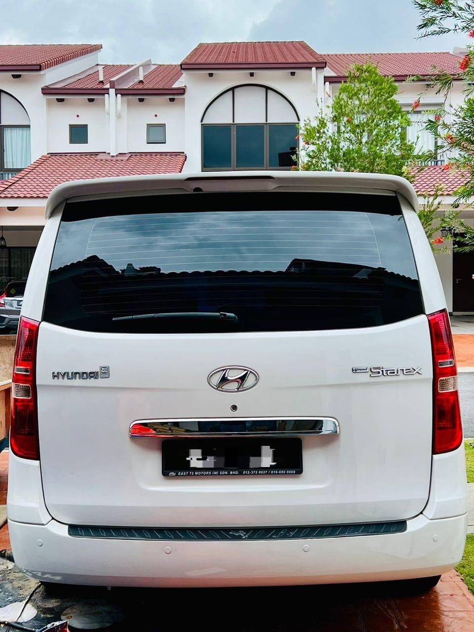 Starex 10 Pax — Airport Transfer