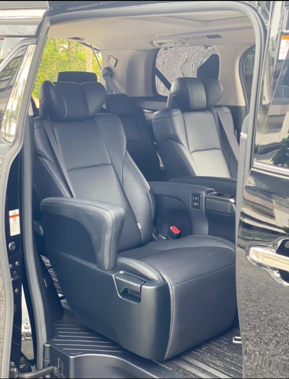 Toyota Vellfire ZG