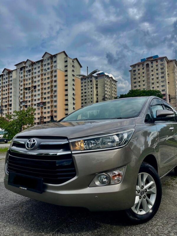 Toyota Innova