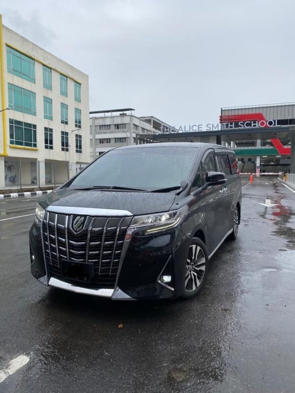 Alphard Executive Lounge