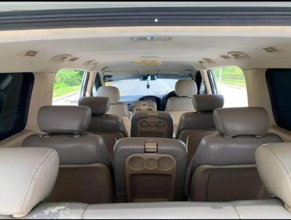 Starex 10 Pax - Airport Transfer - Image 4