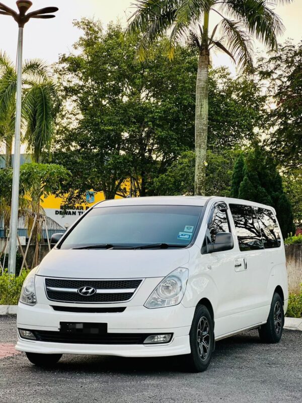 Hyundai Starex 2013