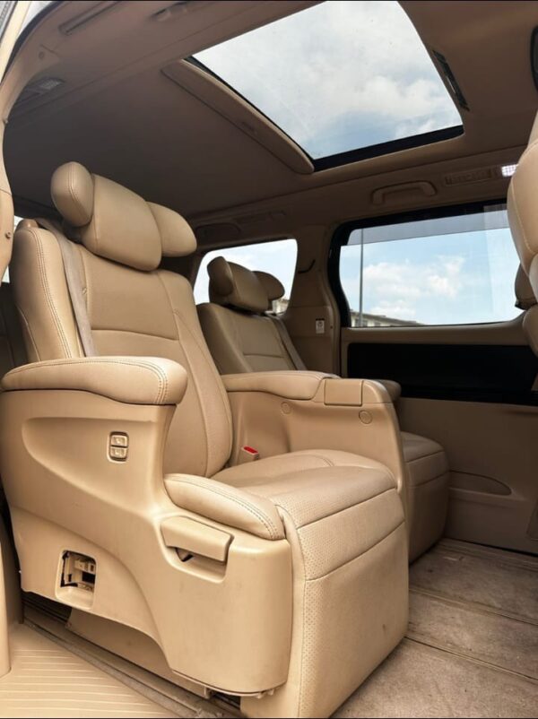 Alphard 2015 Pilot Seat - Image 2