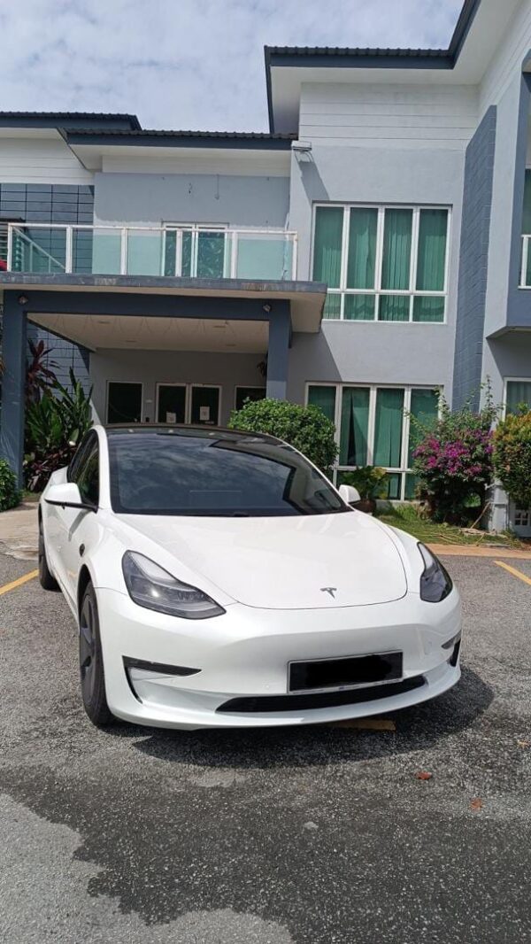 Tesla Airport Transfer